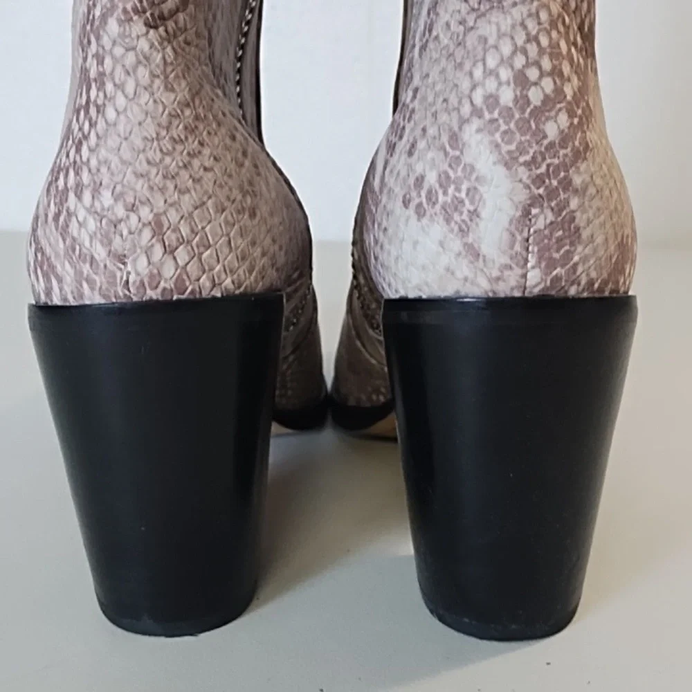 Dolce Vita Snake Embossed Genuine Leather Silver Inner Zipper Samie Boot 8.5